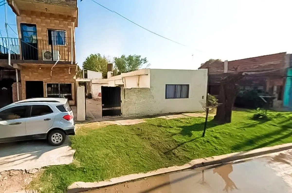 VENTA CASA 3 AMBIENTES TRUJUI MORENO AMPLIO TERRENO 5