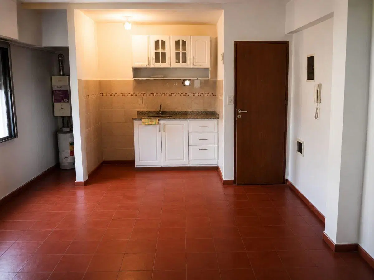 Alquiler departamento 2 ambientes Villa Tesei MORON 5