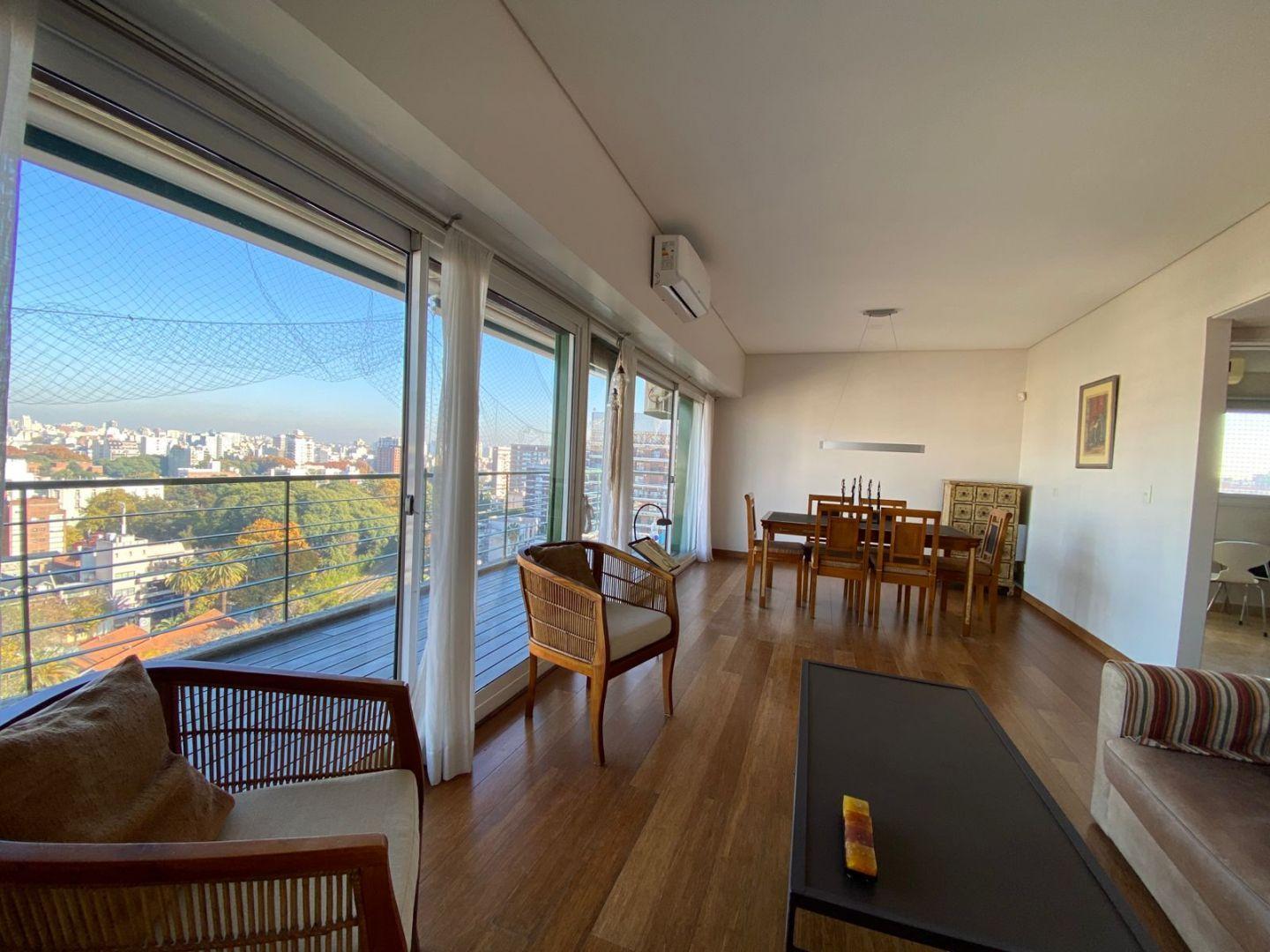 ALQUILER - Piso en Torre de 3 Ambientes con Escritorio, Dependencia, Gran Balcón y Vistas Abiertas -
