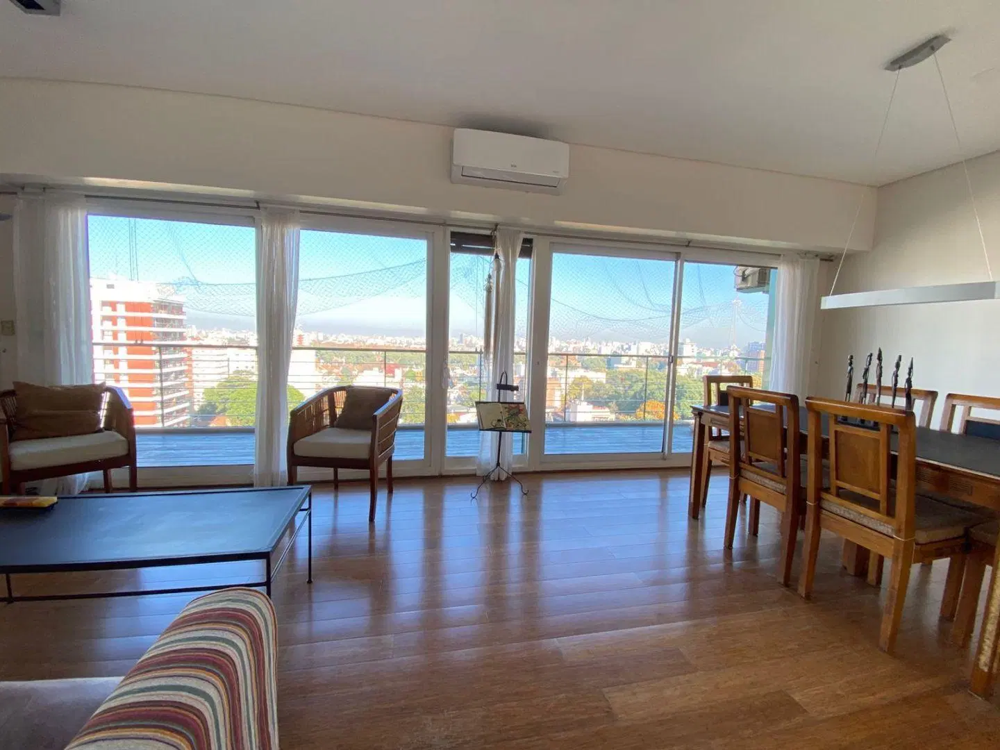 ALQUILER - Piso en Torre de 3 Ambientes con Escritorio, Dependencia, Gran Balcón y Vistas Abiertas - 4