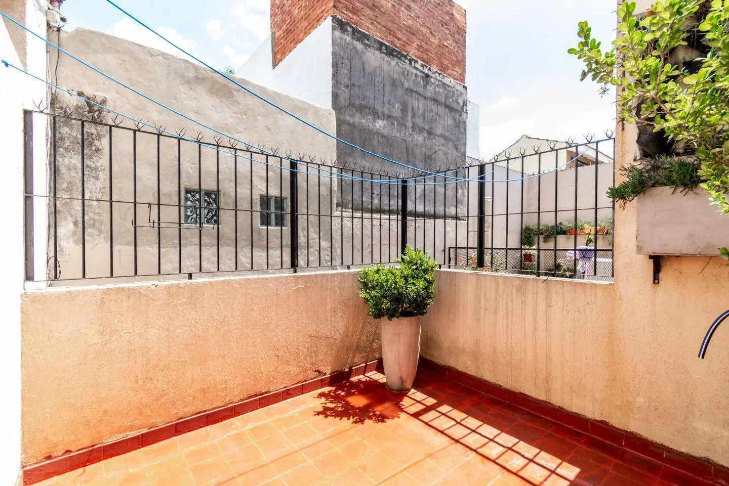 VENTA PH de 5 Ambientes Saavedra con Quincho, Dependencia y Garage para 2 Autos 2