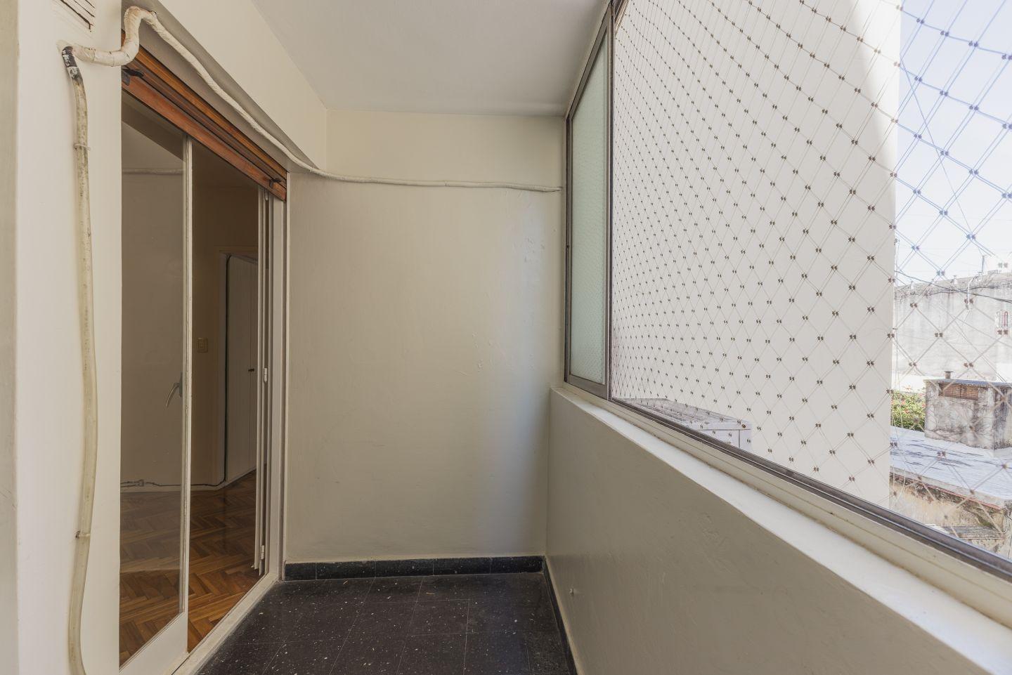 Venta Departamento 3 Ambientes almagro con Cocina y Lavadero Independientes reciclado