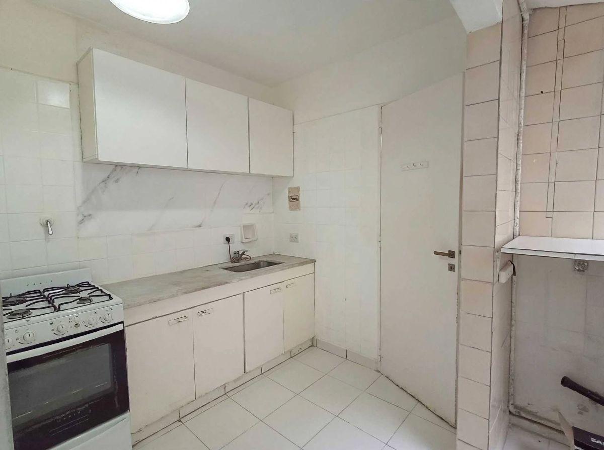 Foto de ALQUILER DEPARTAMENTO 2 AMBIENTES PALERMO Piso alto cocina separada, imagen 2