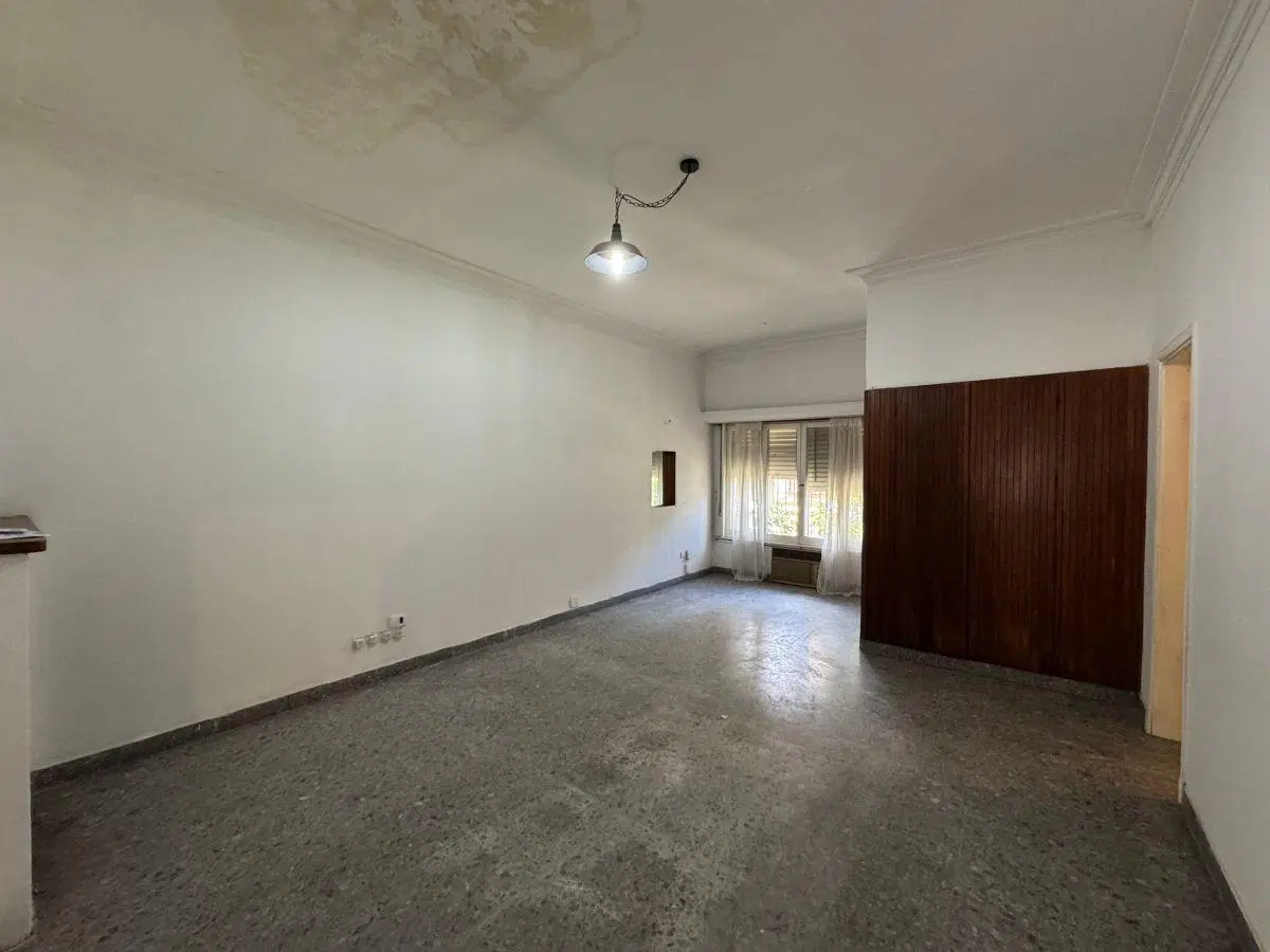 CASA DE 3 AMB EN WILDE CENTRO 4