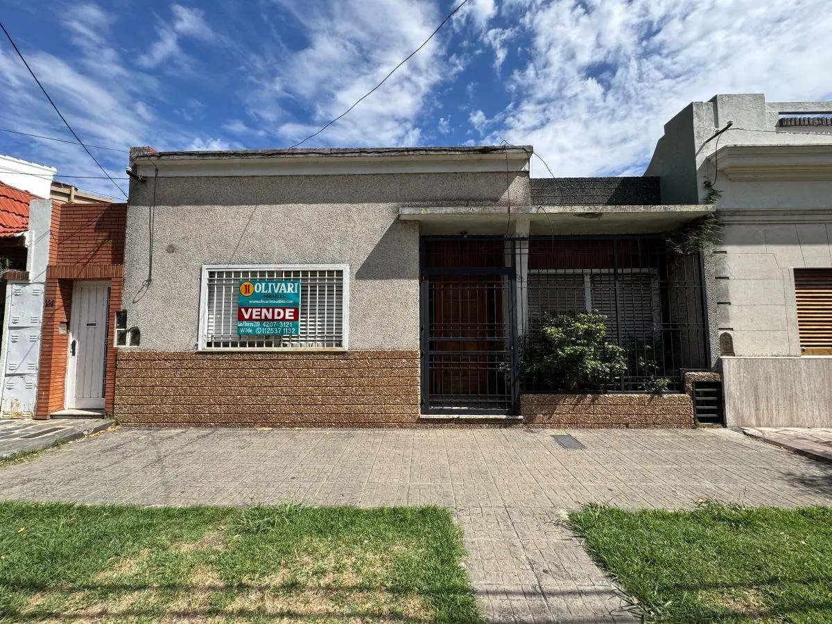 CASA DE 3 AMB EN WILDE CENTRO 3