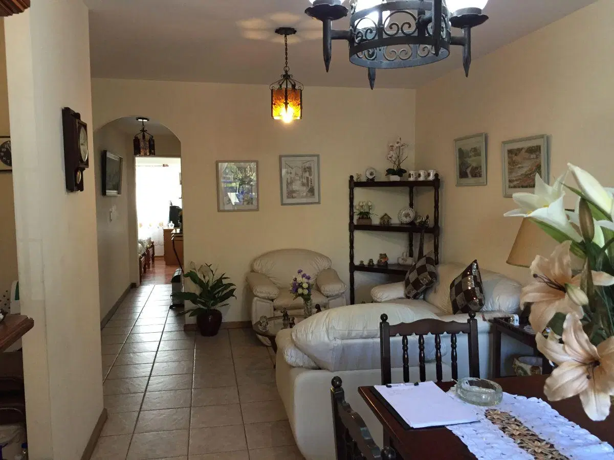 Departamento de 60 m2 con 2 dormitorios en venta en Wilde con cochera 5