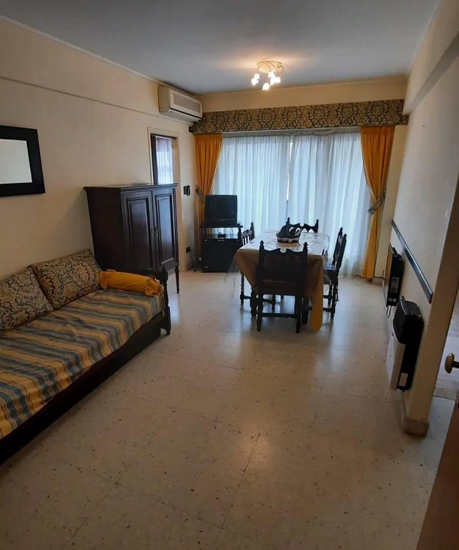 Departamento en Venta 2 Ambientes a la calle 1