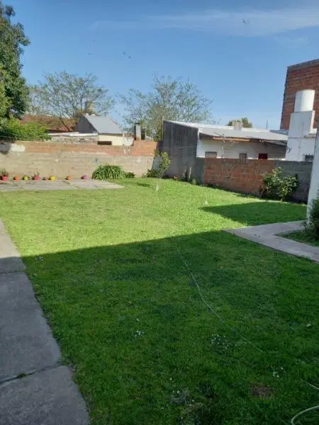 Casa + Dto. en venta - Zona Estadio 2