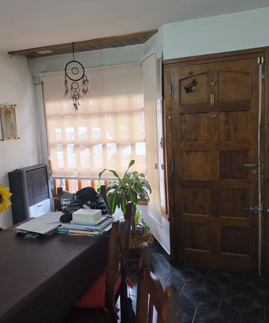 Foto de Duplex en venta - Villa Primera, imagen 2
