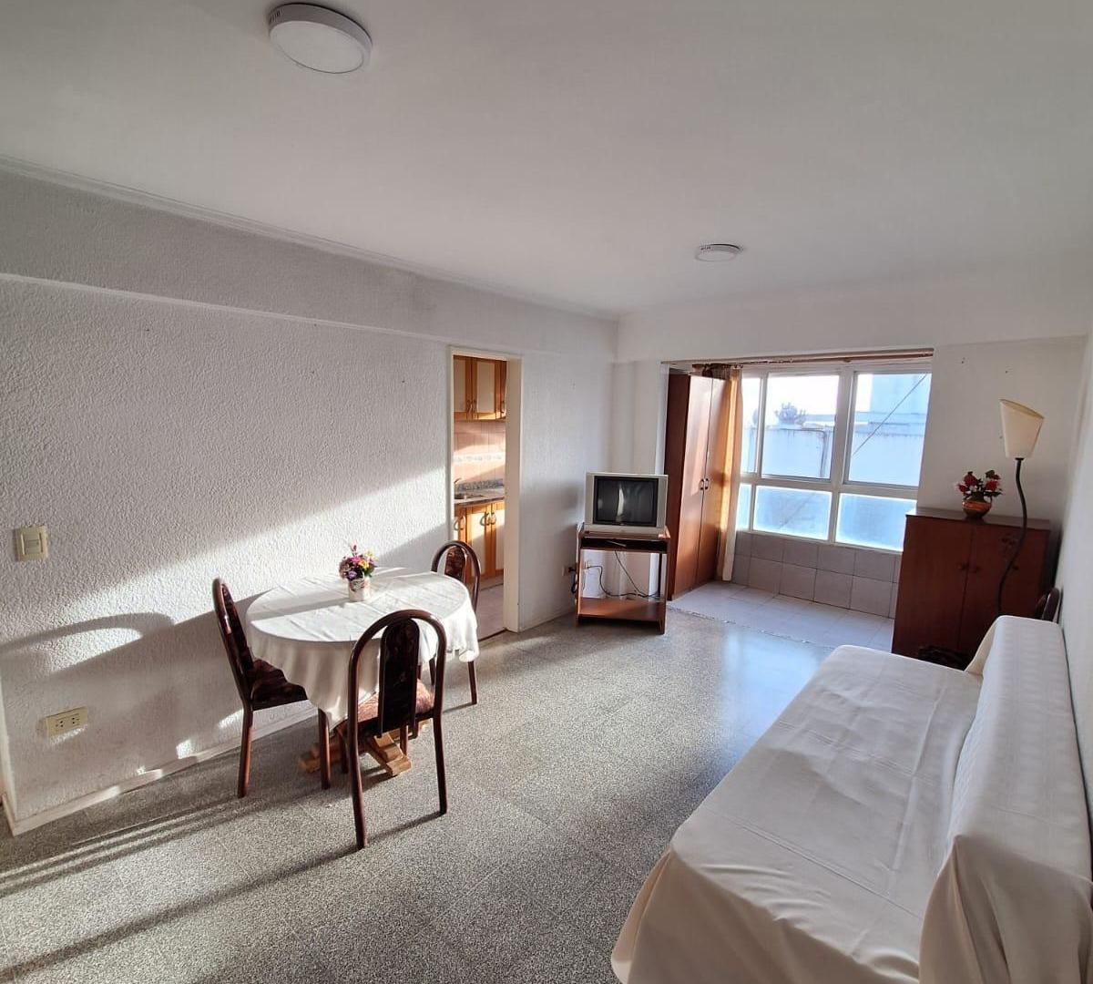 Departamento en Venta 2 Ambientes a la calle