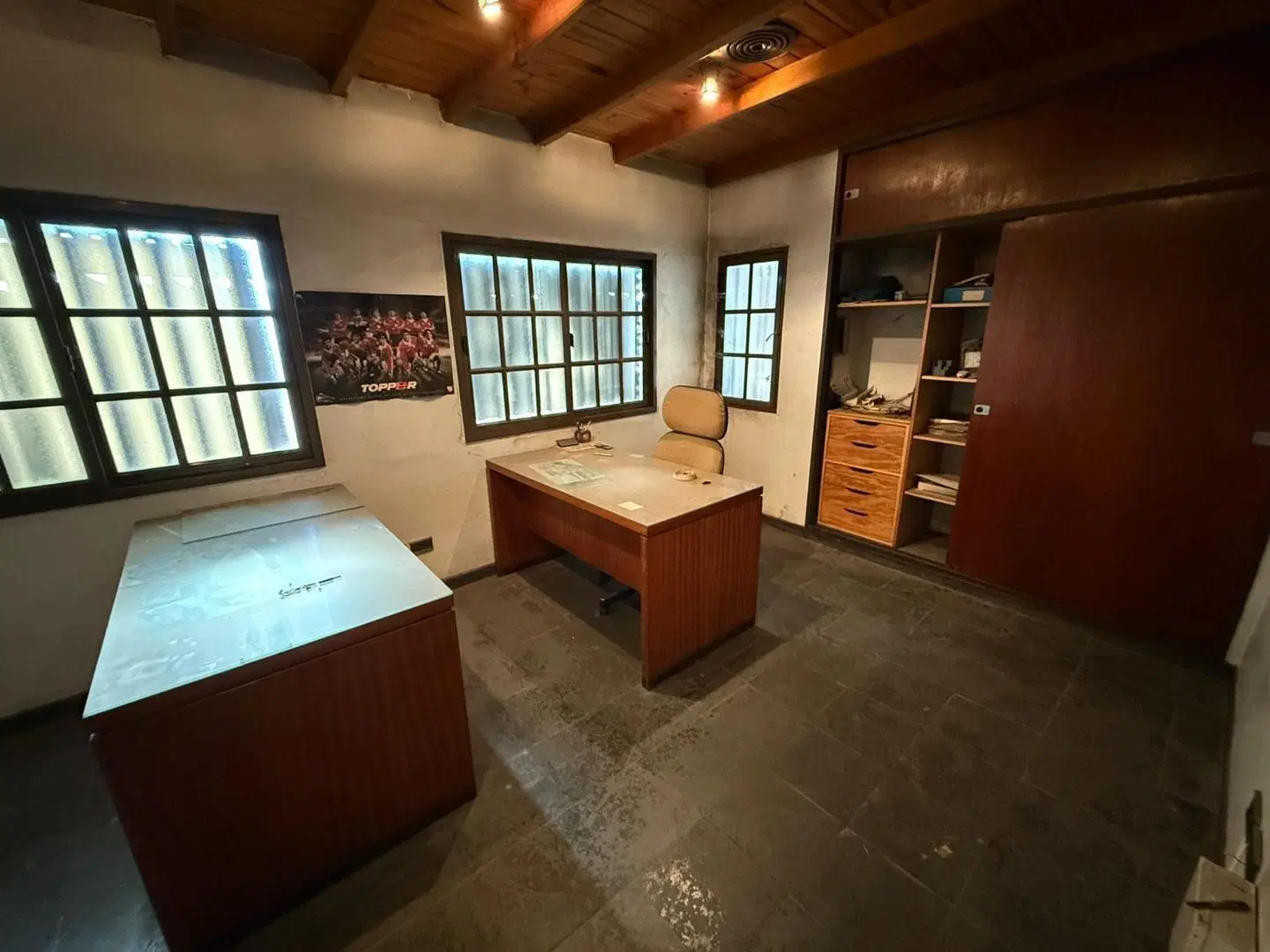 GALPÓN INDUSTRIAL 400 m² | T3 + GAS + AIRE COMP | CASEROS 3