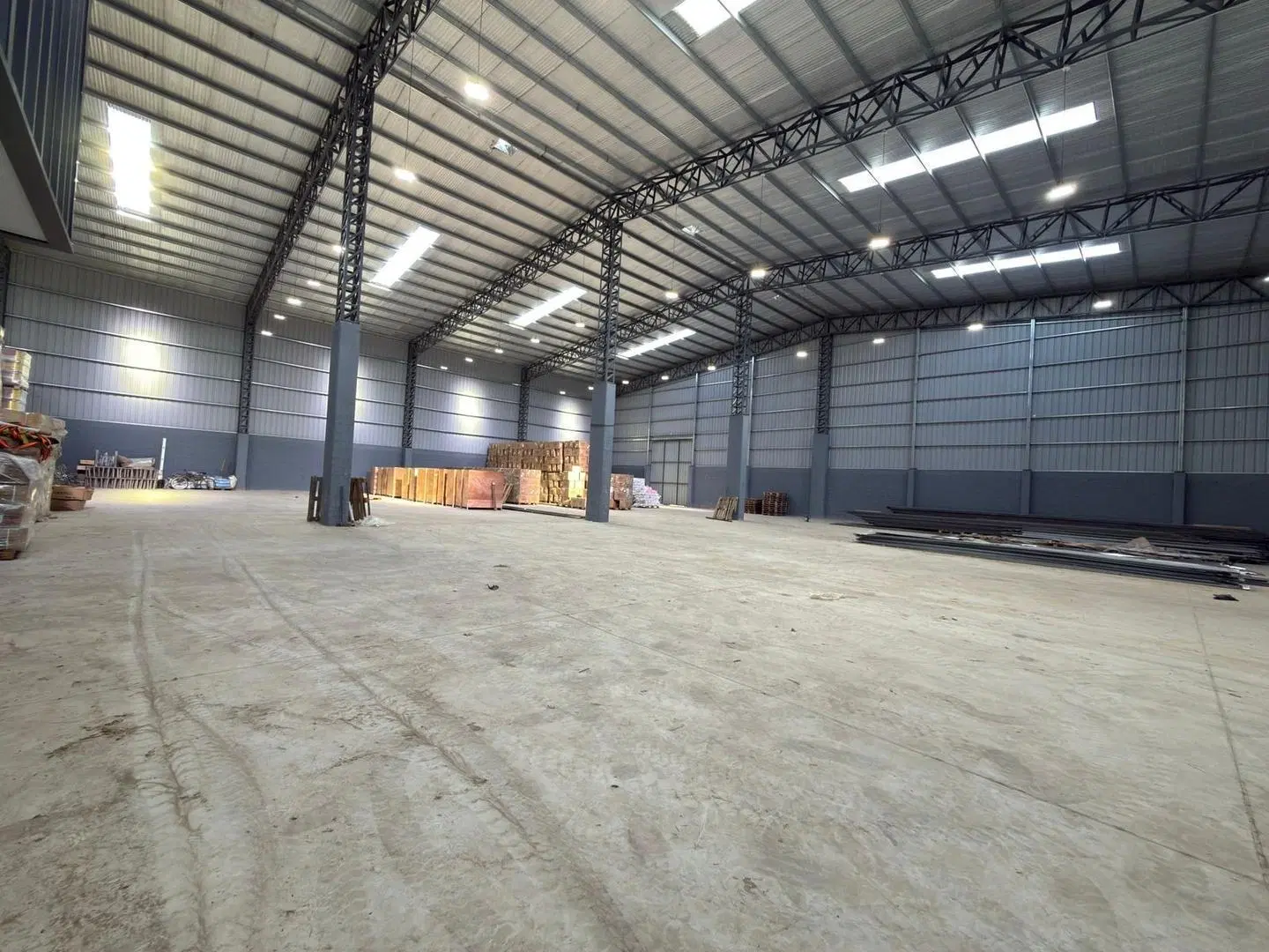 NAVE INDUSTRIAL PREMIUM 2.800 m² | 12 MTS ALT | T3 | MORENO 3