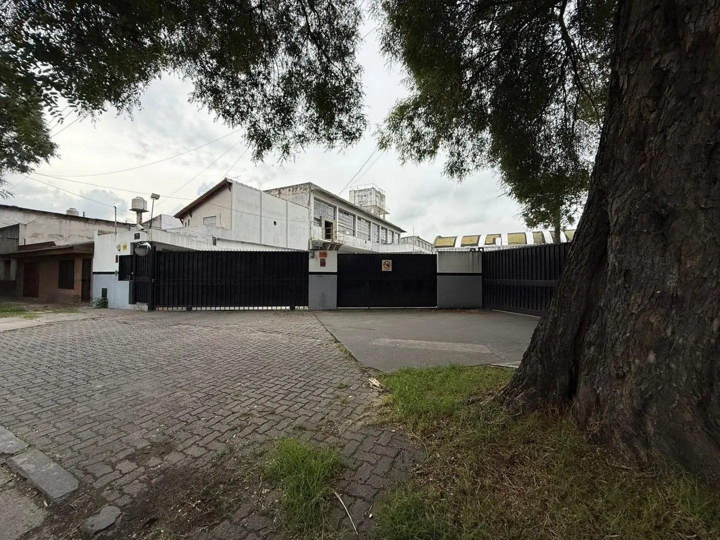 CENTRO DE DISTRIBUCIÓN EN VENTA | 5.080 m² CUBIERTOS 2