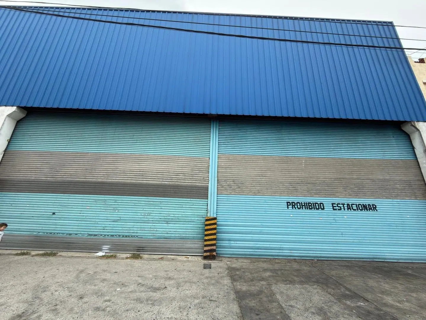 GALPÓN INDUSTRIAL 933 m² | 9 MTS ALTURA | 2 INGRESOS CAMIÓN 2