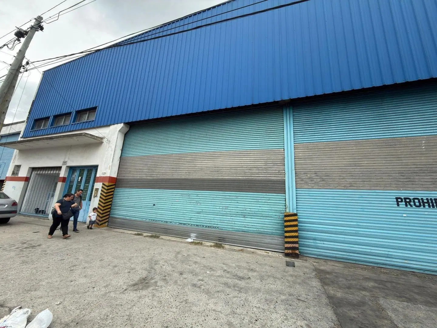 GALPÓN INDUSTRIAL 933 m² | 9 MTS ALTURA | 2 INGRESOS CAMIÓN 4