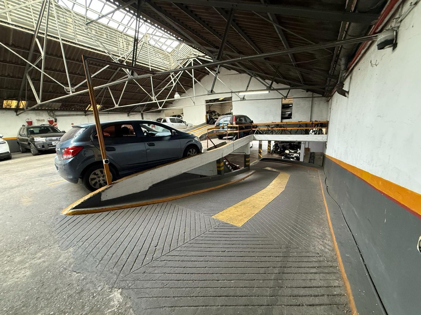 Foto de GARAGE EN VENTA EN PARQUE CHACABUCO, imagen 5
