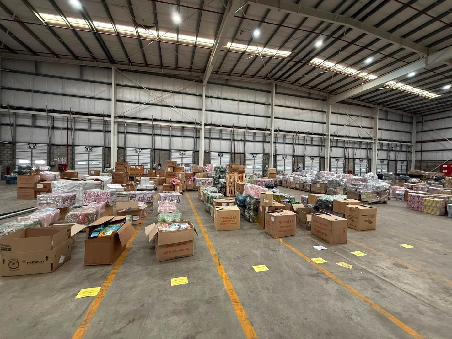 Foto de GALPON INDUSTRIAL SOBRE COLECTORA DE ACC. OESTE 6000M2, imagen 3