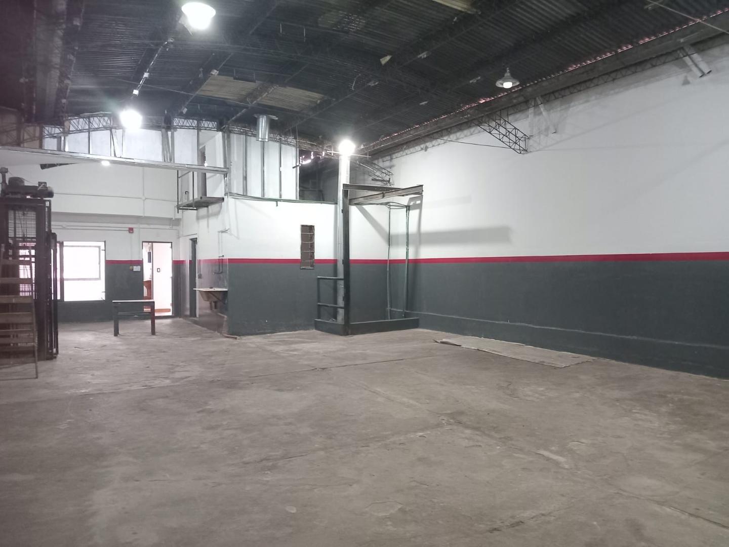 Foto de Galpón en alquiler 540 m2 en Ciudadela, imagen 3