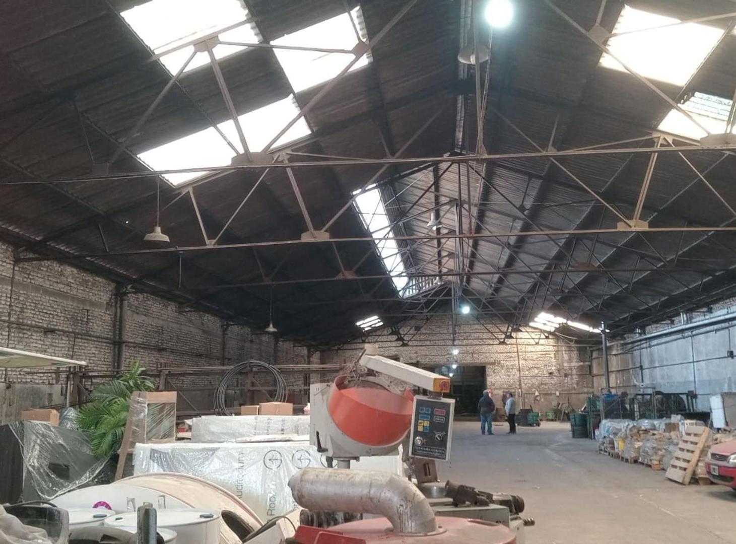 Foto de Galpón en alquiler 1000 m2 en Caseros, imagen 4