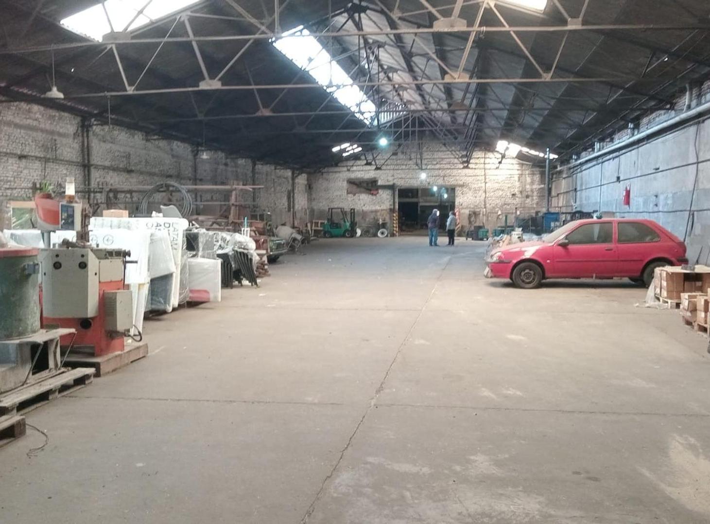 Foto de Galpón en alquiler 1000 m2 en Caseros, imagen 2