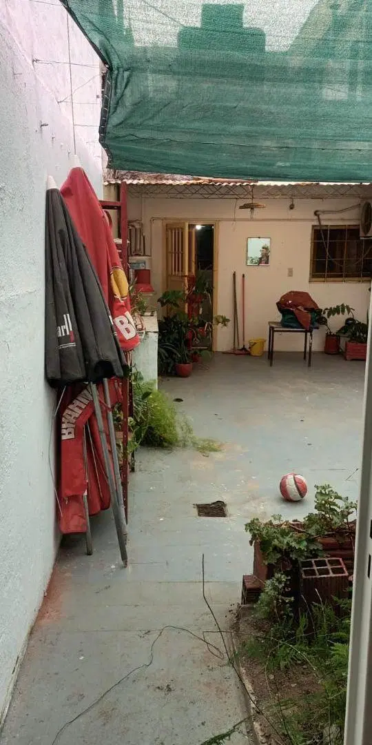 excelente casa en ph de 3 dormitorios en barrio pueyrredon 3