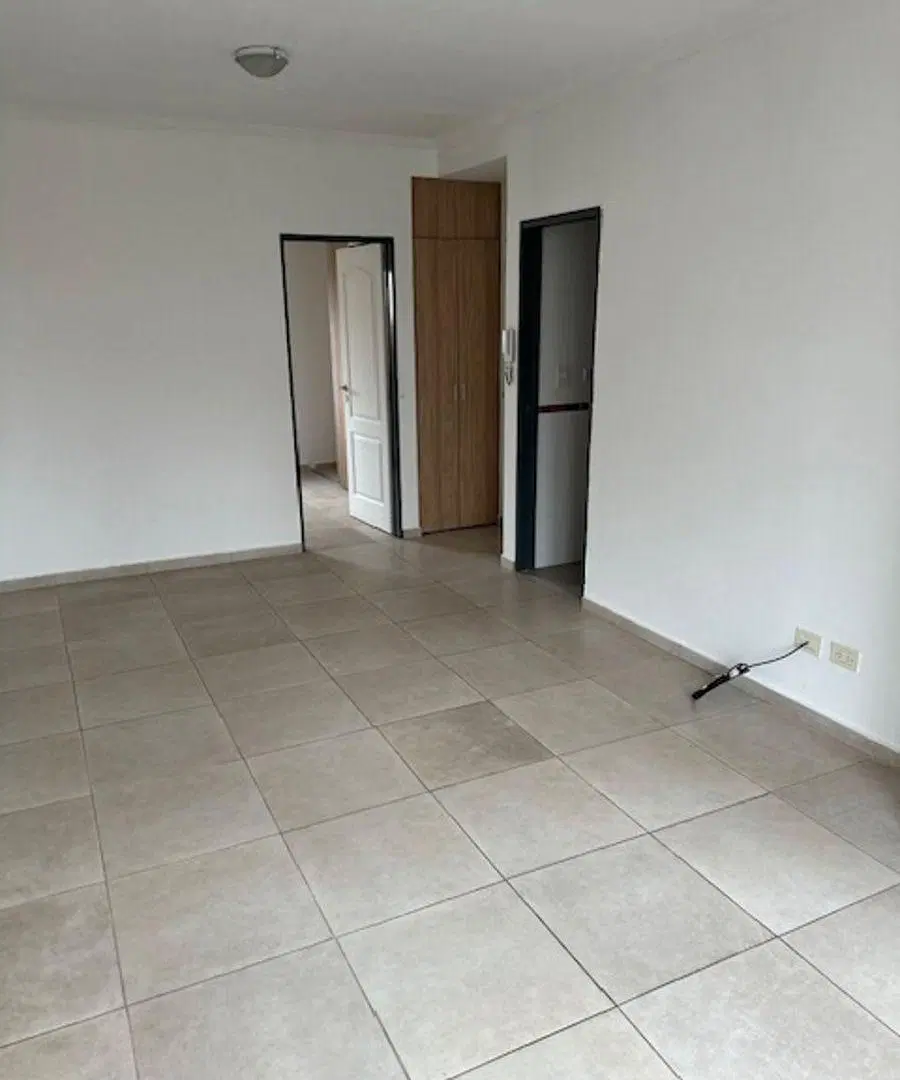 Departamento de 48 m2 con 1 dormitorio en alquiler en Wilde 6