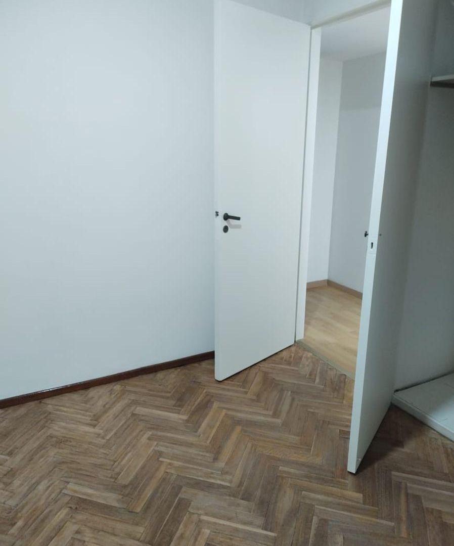 Foto de Departamento de 90 m2 con 2 dormitorios en alquiler en Wilde, imagen 3