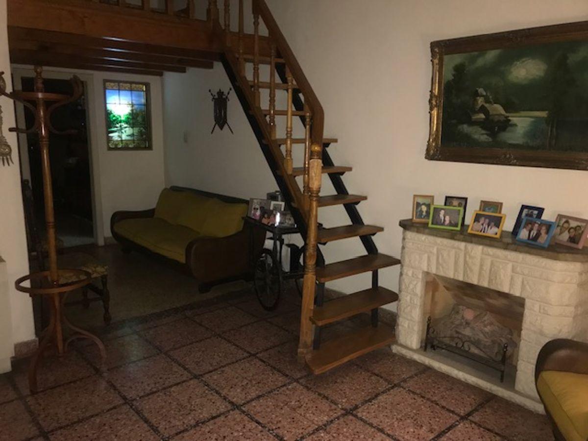 Foto de Casa de 583 m² con 2 dormitorios en venta en Lomas de Zamora, imagen 5