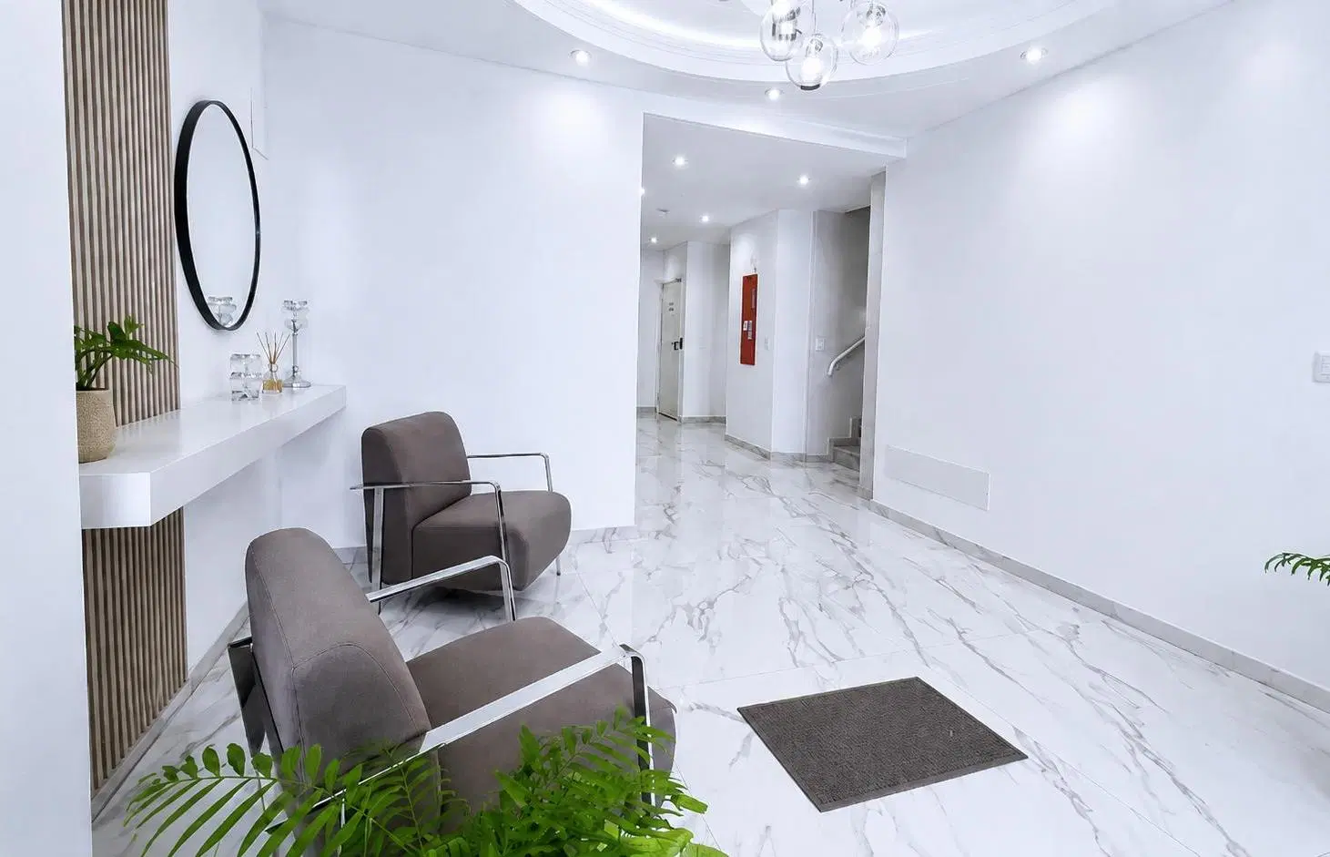 Semipiso 4 ambs. con balcón aterrazado, suite, 2 cocheras y baulera en Mataderos 4