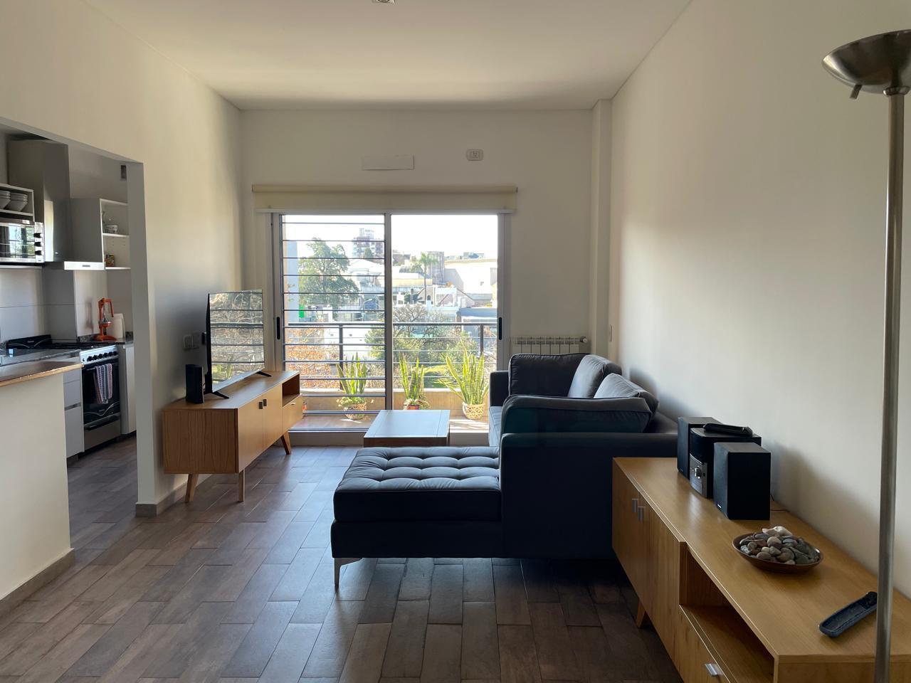 DUPLEX CATEGORIA ADROGUE CENTRO