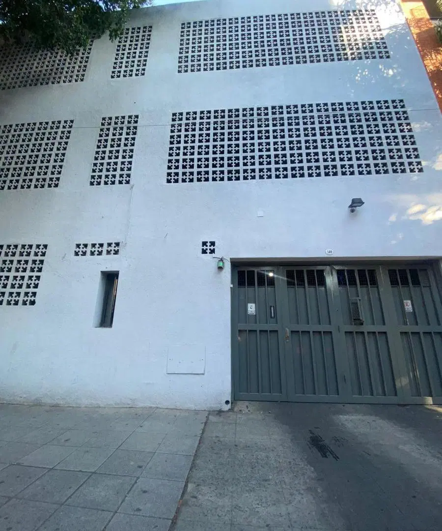 Cochera en Lanús Oeste 3