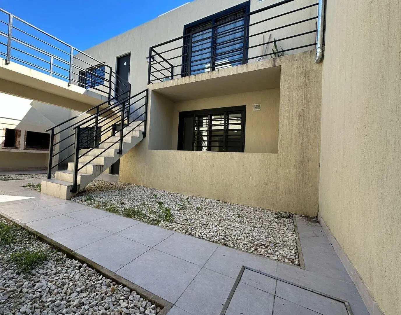 Complejo departamentos c/ cocheras 3