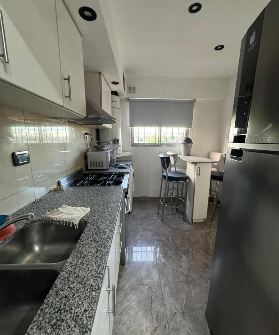 Foto de LUJOSO DEPARTAMENTO EN LONGCHAMPS - BARRIO VITUN, imagen 2