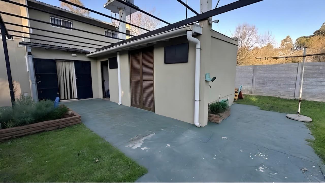 Foto de CASA QUINTA C/ PILETA Y AMPLIO PARQUE, imagen 3