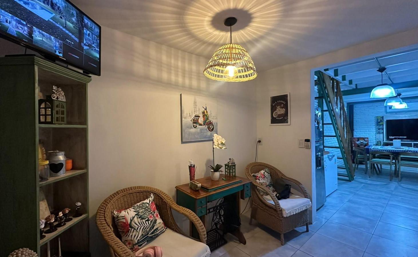 Foto de CASA QUINTA C/ PILETA Y AMPLIO PARQUE, imagen 4