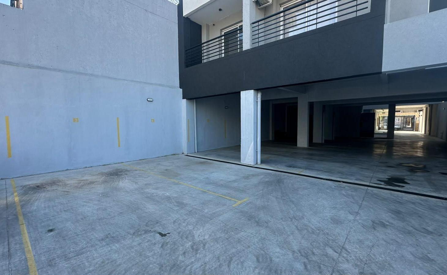 Foto de DEPARTAMENTO CATEGORIA A ESTRENAR BAJAS EXPENSAS, imagen 1