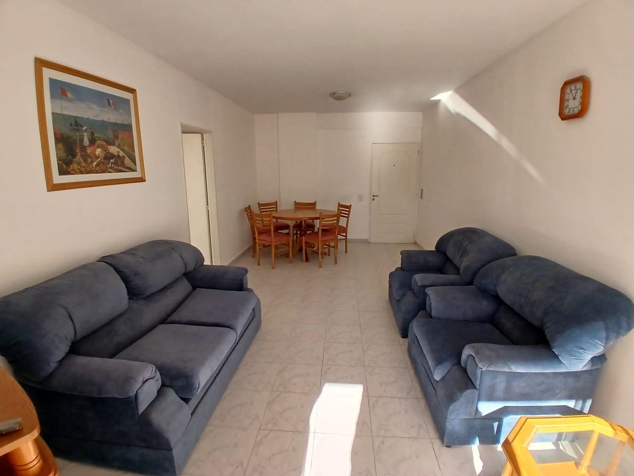 Foto de Departamento céntrico en venta con cochera, imagen 2