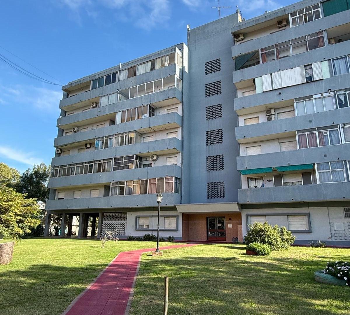 Departamento - San Nicolas De Los Arroyos