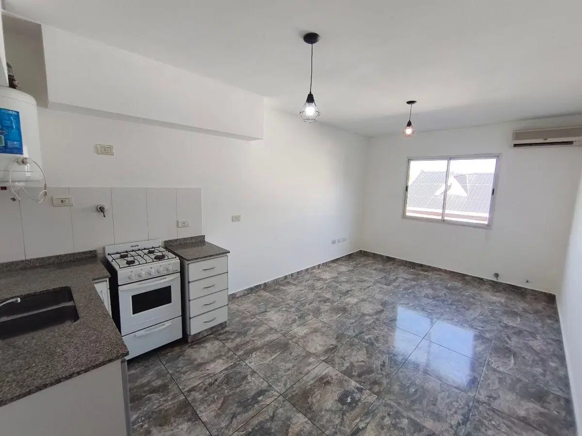 2 Ambientes con Aire Acondicionado | A metros de General Paz | Lomas del Mirador 8