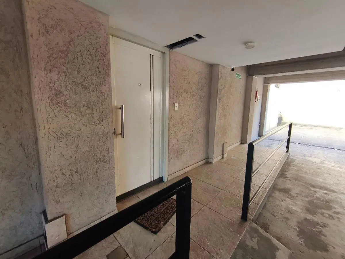2 Ambientes con Aire Acondicionado | A metros de General Paz | Lomas del Mirador 3