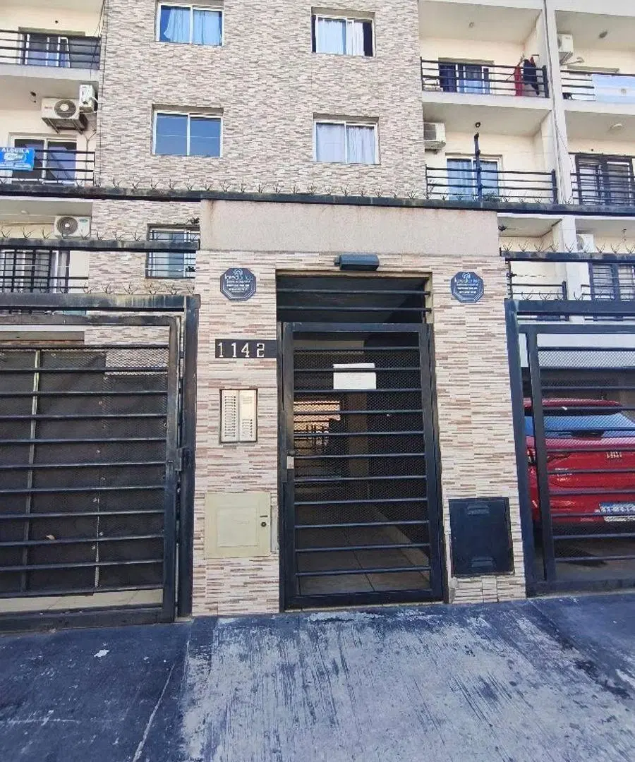 2 Ambientes con Aire Acondicionado | A metros de General Paz | Lomas del Mirador 1
