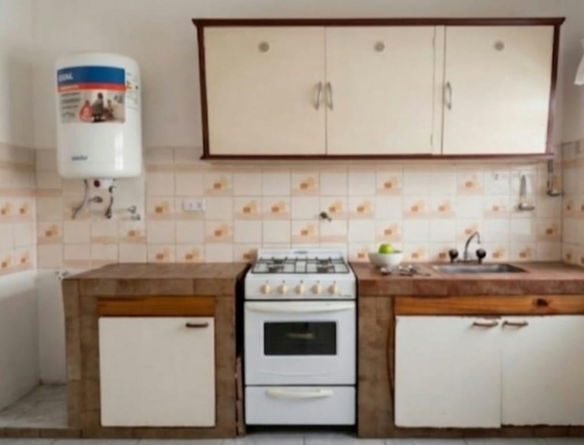 Foto de Alquiler PH 3 Ambientes Interno sobre Av. Alvarado – Excelente, imagen 2