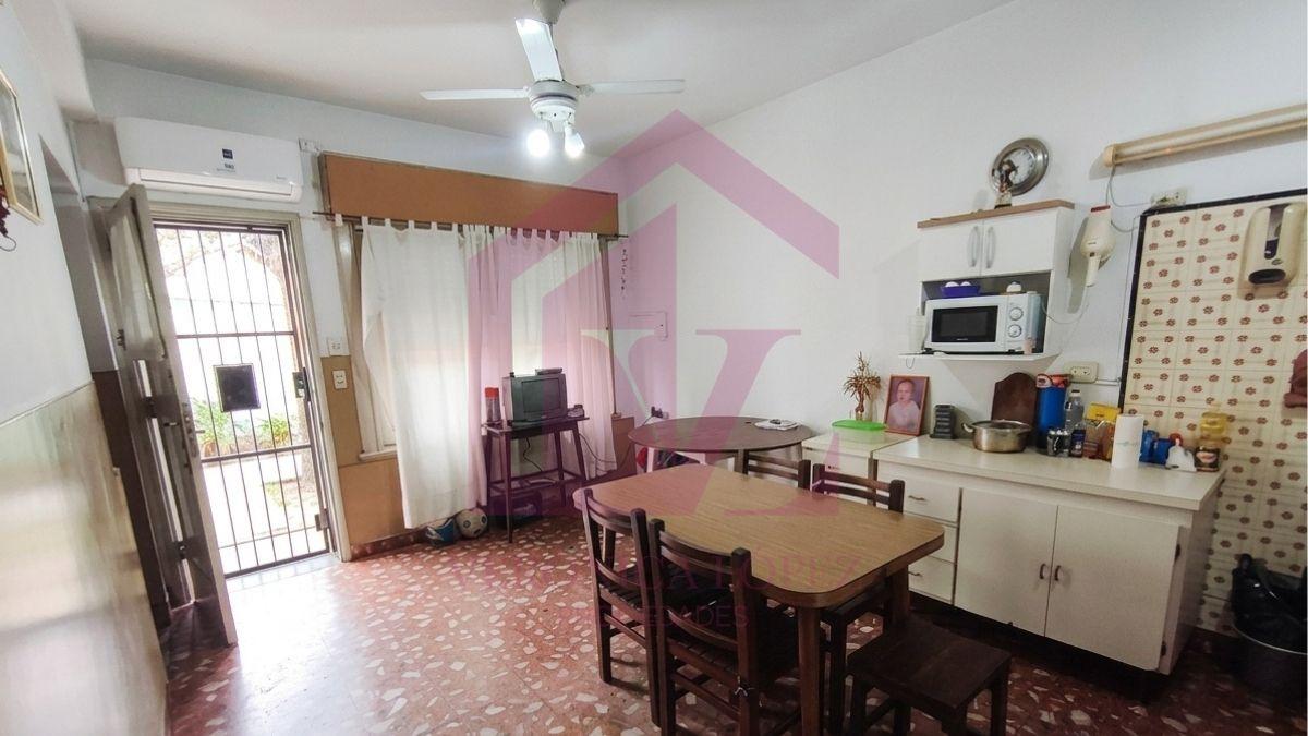 Foto de PH | ENTRADA INDEPENDIENTE | 4 AMBIENTES + ESCRITORIO Y PATIO EN BARRIO, imagen 5