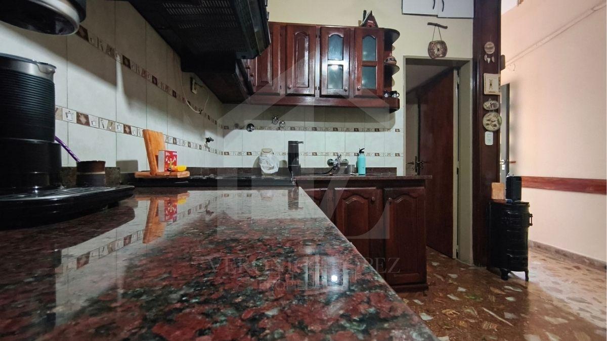 Foto de VIVIENDA + LOCAL COMERCIAL EN BARRIO MARINA, imagen 5