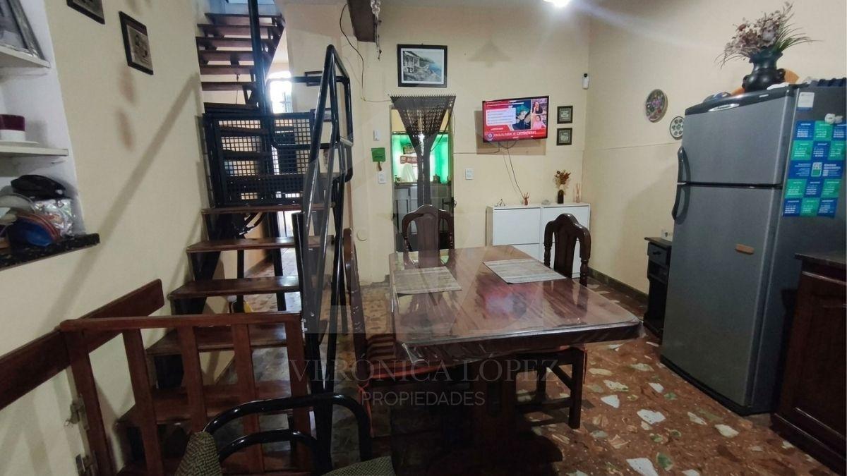 Foto de VIVIENDA + LOCAL COMERCIAL EN BARRIO MARINA, imagen 3