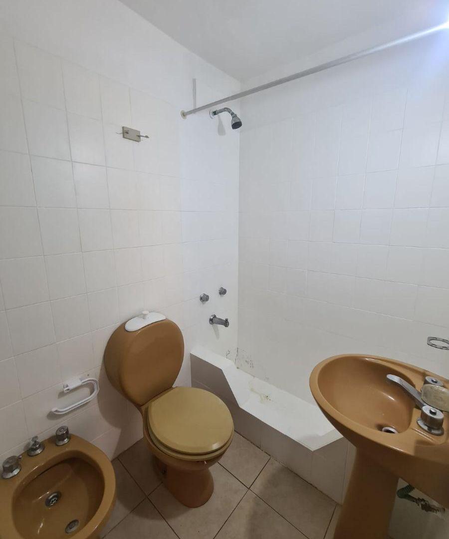 Foto de DEPARTAMENTO DE 2 AMBIENTES EN ALQUILER – RAMOS MEJÍA, imagen 3