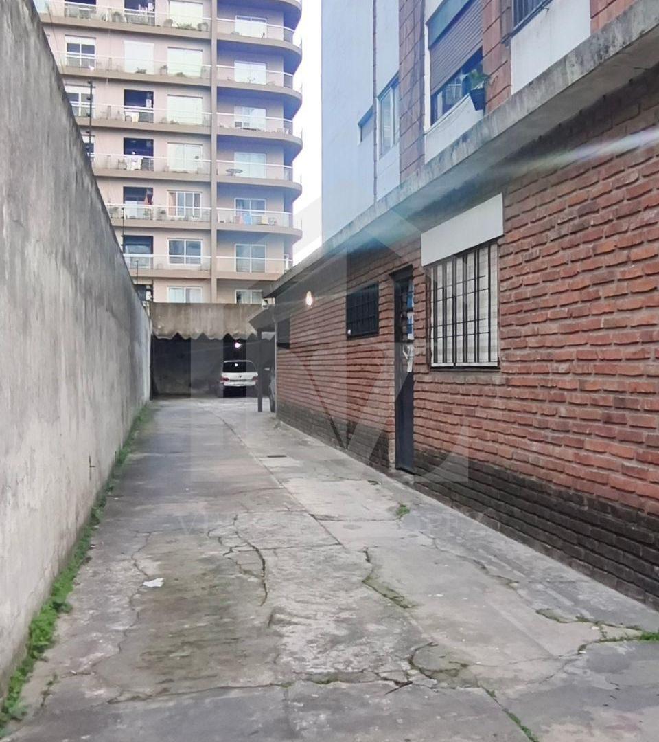 Foto de COCHERA CUBIERTA | CENTRO RAMOS MEJÍA | 2 CUADRAS DE LA ESTACIÓN, imagen 4