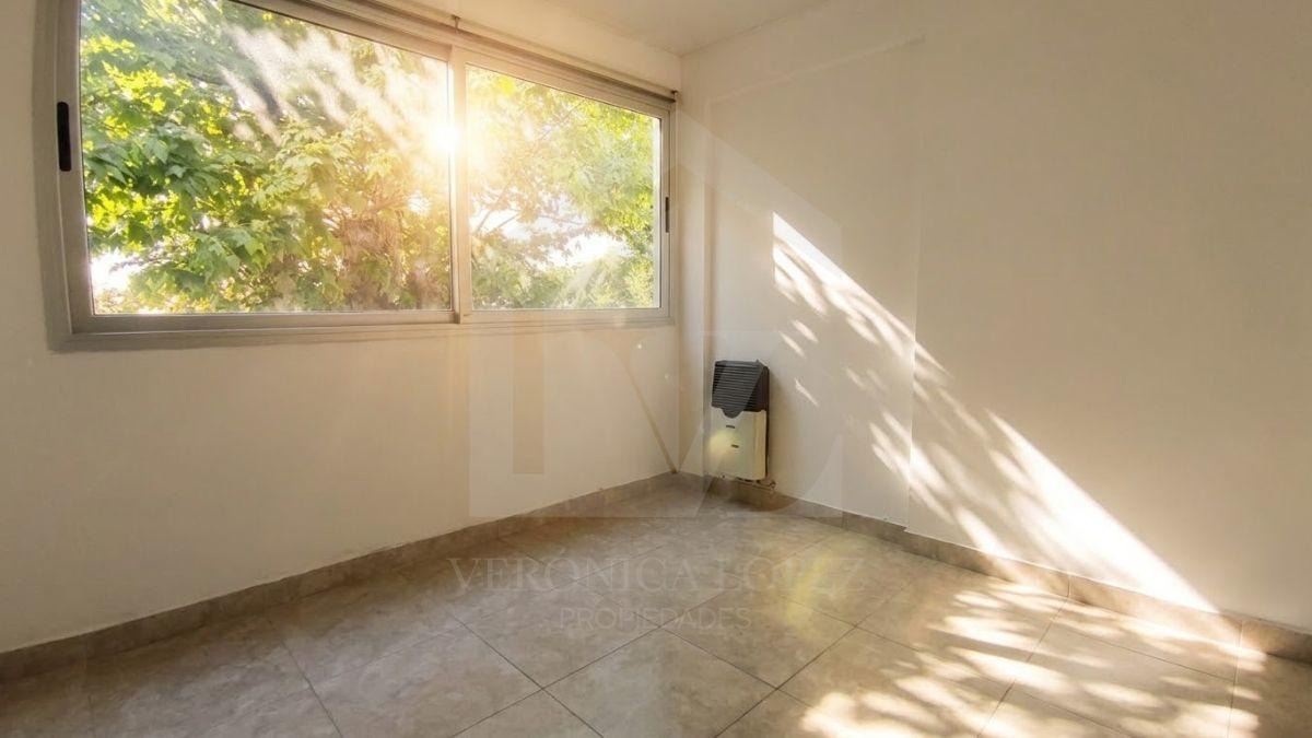 Foto de DEPARTAMENTO 2 AMBIENTES CON BALCON, imagen 3