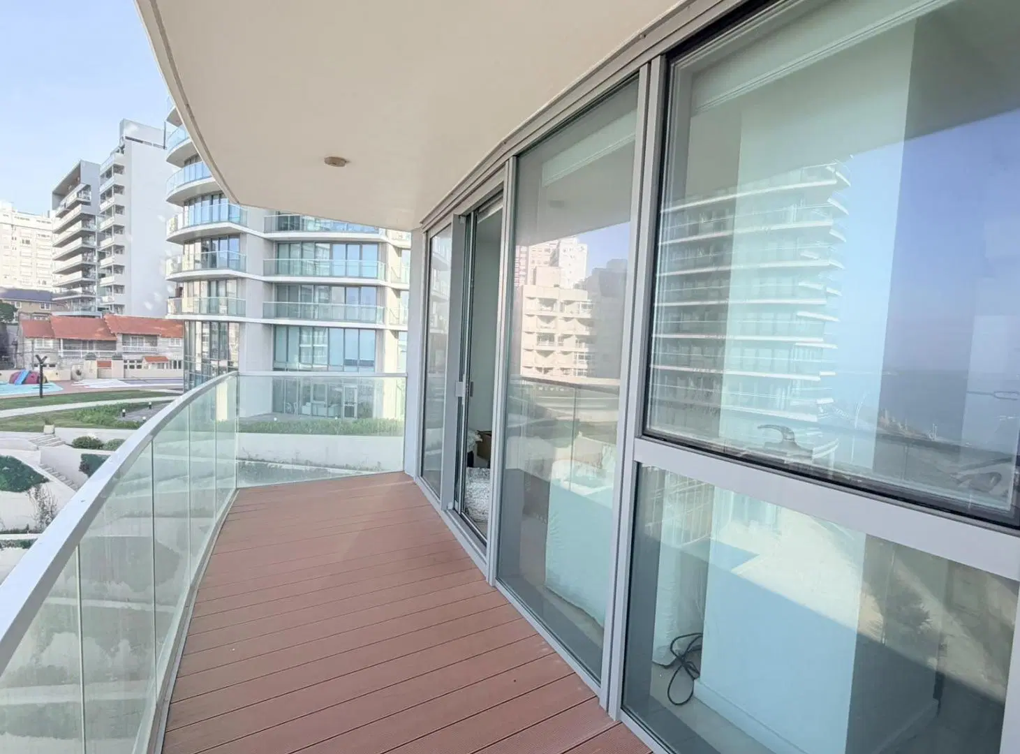 Exclusivo 2 Ambientes primer línea de mar – Maral Explanada 4