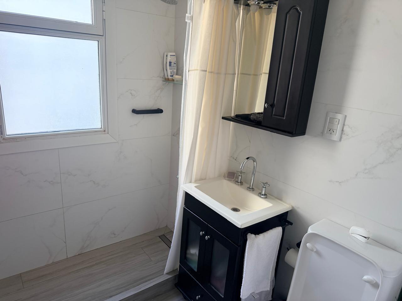 Foto de VENTA / DEPARTAMENTO DE 3 AMBIENTES con DEPENDENCIA EN ZONA TORREÓN A, imagen 3
